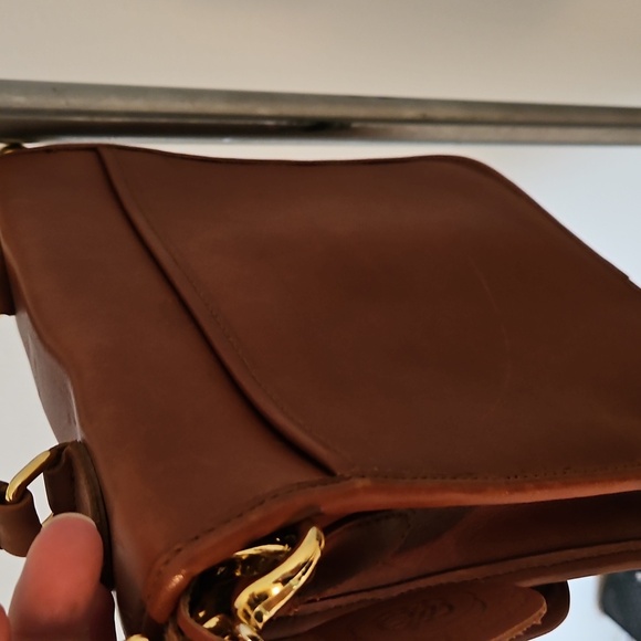 Georgetown Leather Design Bag - Picture 9 of 15